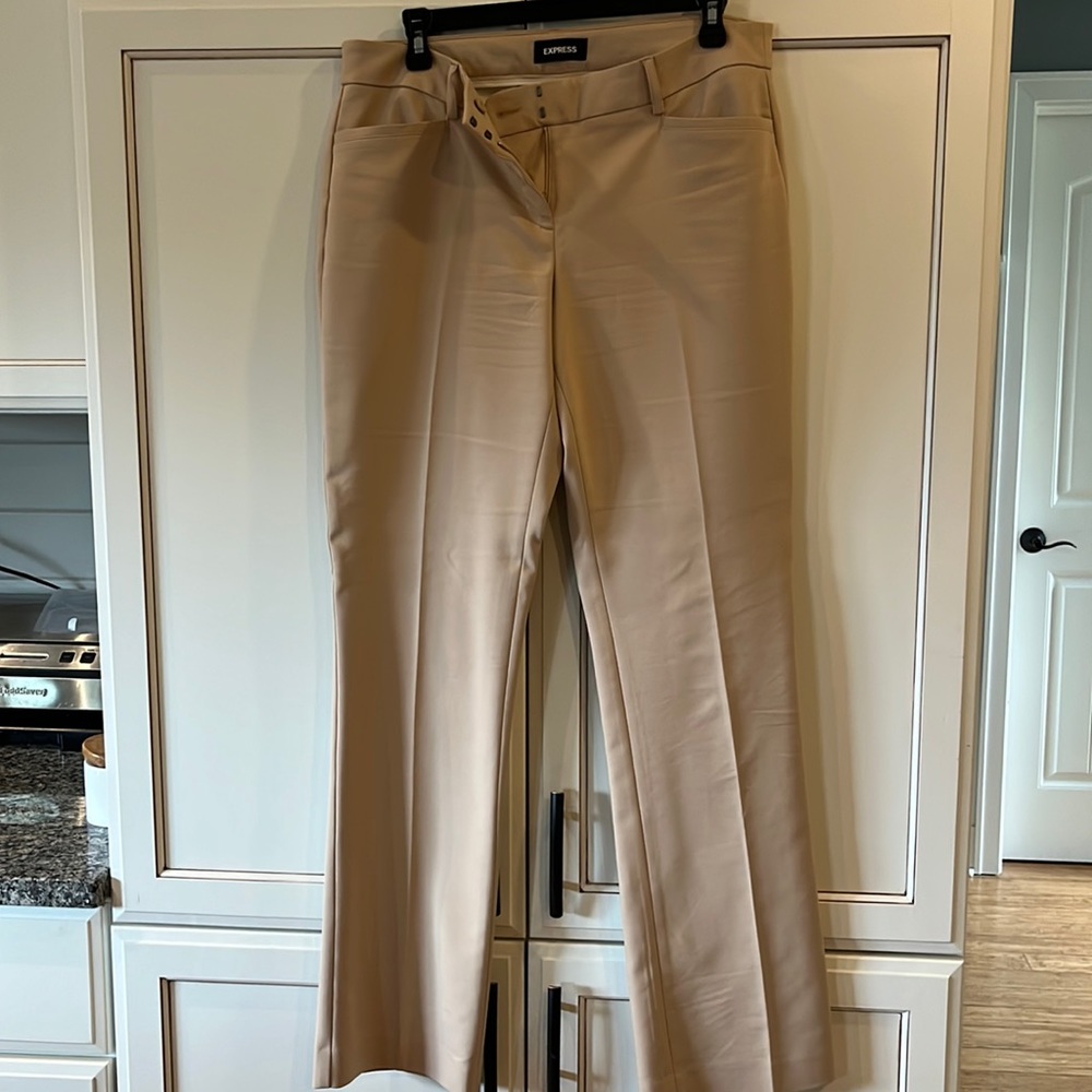 Women’s Express dress pants. Size 10.